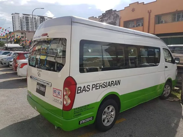 BOOKING VAN BUS FOR TOUR